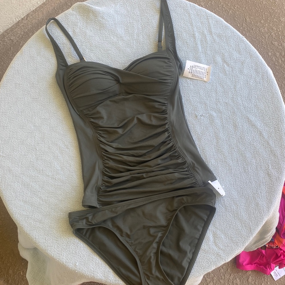La Blanca olive tankini